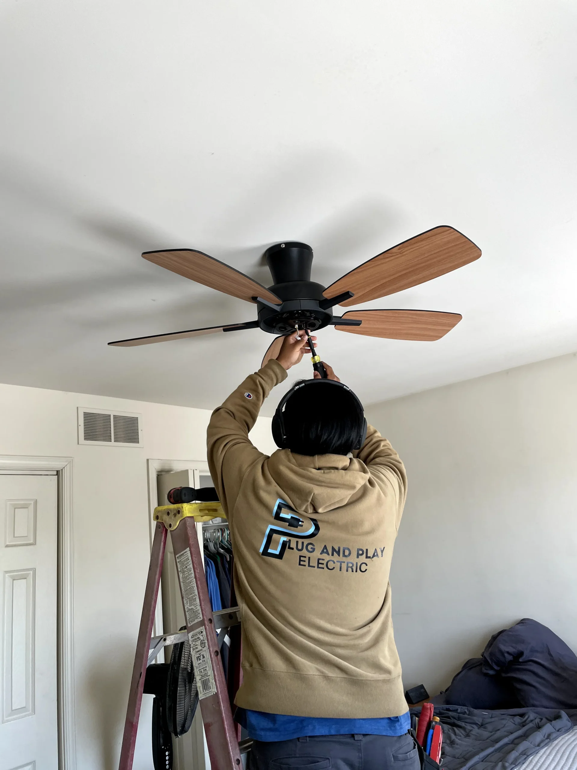 Electrical Contracting in New Castle, DE by Plug and Play Electrical